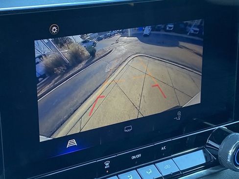 Used 2024 Chevrolet Colorado W/T image 35