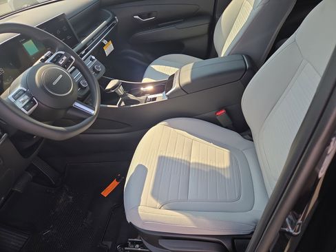 New 2026 Hyundai Santa Cruz SE image 4