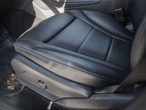 Used 2022 Mercedes-Benz GLC 300 4MATIC image 34