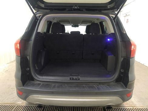 Used 2019 Ford Escape SE FWD image 29