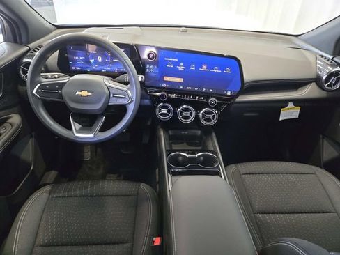 Certified 2025 Chevrolet Blazer EV LT image 6