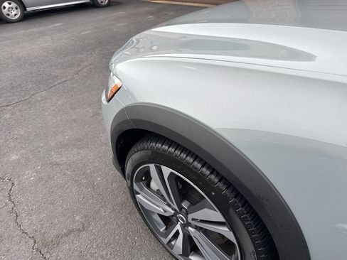 Used 2025 Volvo V60 B5 Cross Country Plus image 31