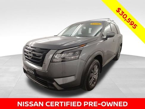 Used 2025 Nissan Pathfinder SV FWD image 1