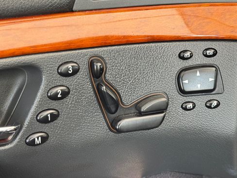 Used 2002 Mercedes-Benz S 430 image 39