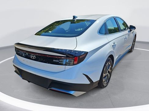 New 2026 Hyundai Sonata Blue image 5