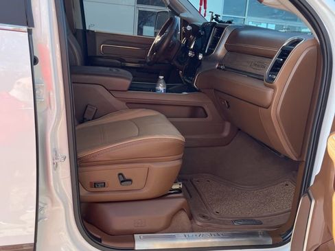 Used 2024 RAM 2500 Limited w/ Safety Group image 25