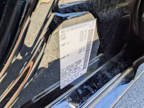 Used 2025 Nissan Altima 2.5 SV image 32