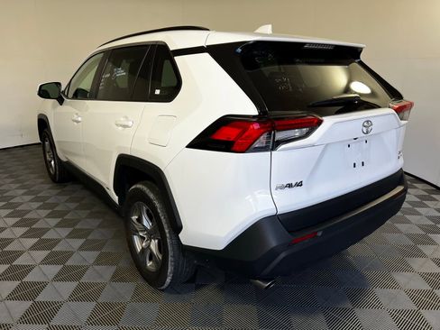 Used 2025 Toyota RAV4 XLE image 7