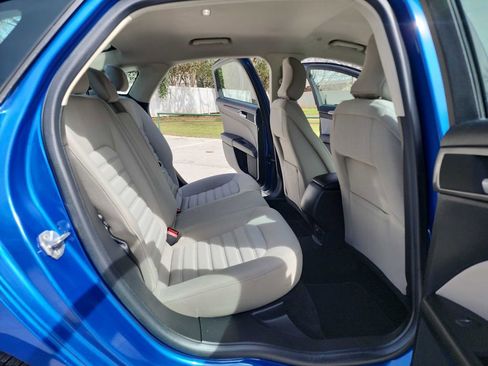 Used 2018 Ford Fusion S image 44