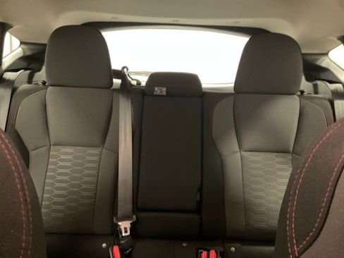 Used 2024 Subaru Impreza 2.0i Sport image 32