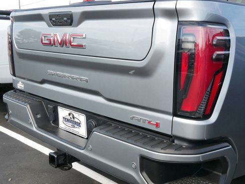 Used 2024 GMC Sierra 3500 AT4 w/ AT4 Premium Plus Package image 6