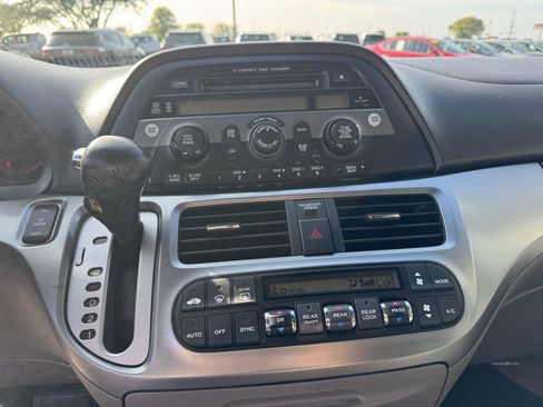 Used 2010 Honda Odyssey EX-L image 4