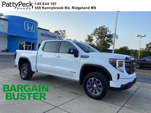 Used 2025 GMC Sierra 1500 AT4 AWD/4WD image 1