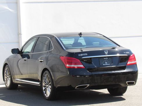 Used 2014 Hyundai Equus Signature RWD image 5