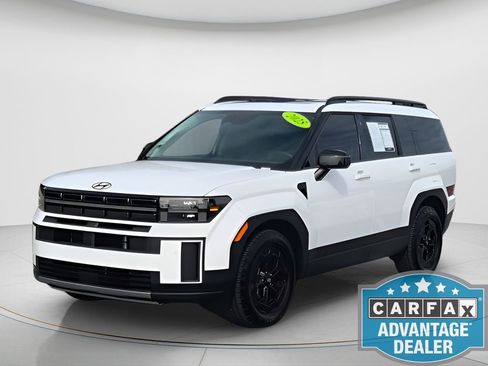 Used 2025 Hyundai Santa Fe XRT image 4