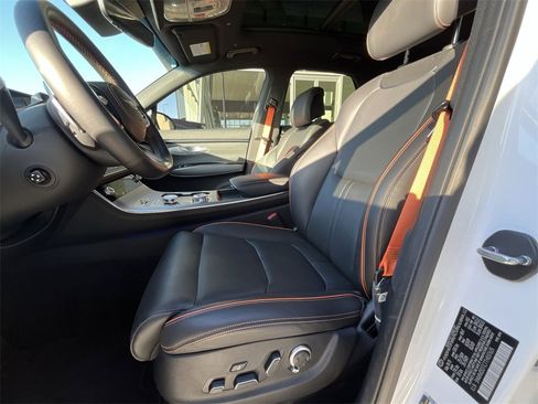 Used 2026 Genesis GV70 3.5T Sport Advanced image 13