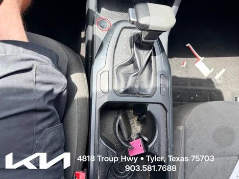 Used 2025 Kia K4 FWD image 21