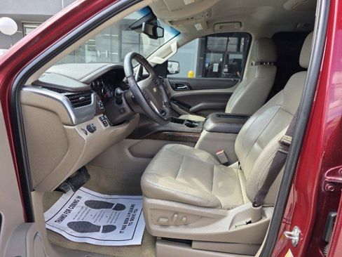 Used 2018 Chevrolet Suburban LT w/ Texas Edition Package image 37