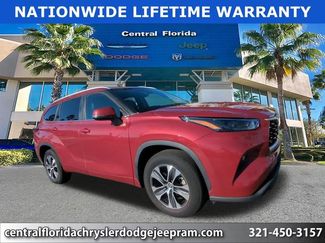 Used 2023 Toyota Highlander XLE video 1