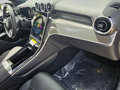 Used 2026 Mercedes-Benz GLC 300 image 20