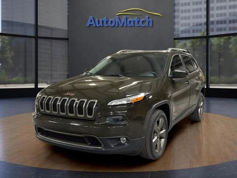 Used 2017 Jeep Cherokee 75th Anniversary image 3