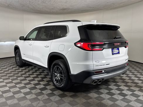 Certified 2025 GMC Acadia Elevation AWD/4WD image 8