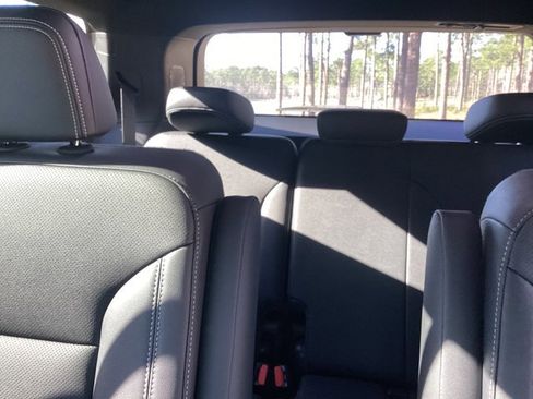 New 2026 Chevrolet Traverse LT w/ Midnight/Sport Edition image 15