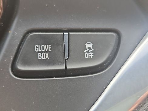 Used 2020 Chevrolet Blazer LT w/ Sound & Technology Package AWD/4WD image 41