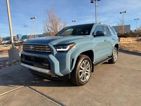 Used 2025 Toyota 4Runner Limited image 3