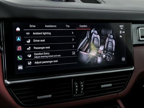 Used 2022 Porsche Cayenne Coupe image 38