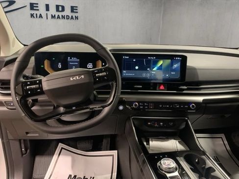 New 2027 Kia Carnival EX FWD image 21