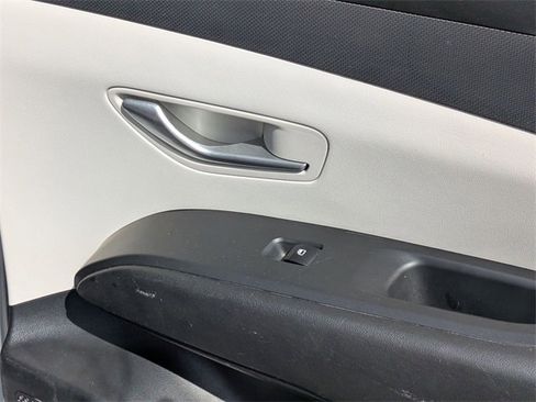 Used 2023 Hyundai Tucson SEL image 30