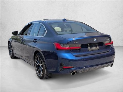 Used 2019 BMW 330i xDrive Sedan w/ Premium Package AWD/4WD image 6