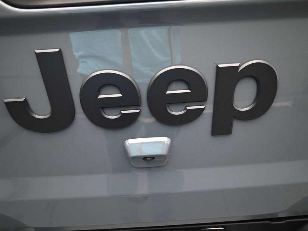 New 2026 Jeep Gladiator Sport AWD/4WD image 22