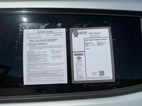 Used 2025 Jeep Compass Latitude w/ Altitude Special Edition image 37