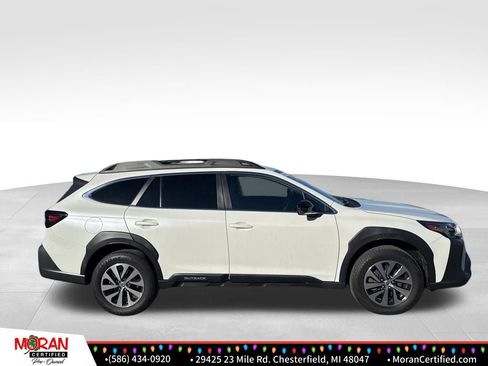 Used 2024 Subaru Outback Premium image 6