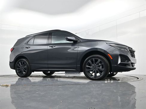 Used 2023 Chevrolet Equinox RS w/ LPO, Floor Liner Package image 36