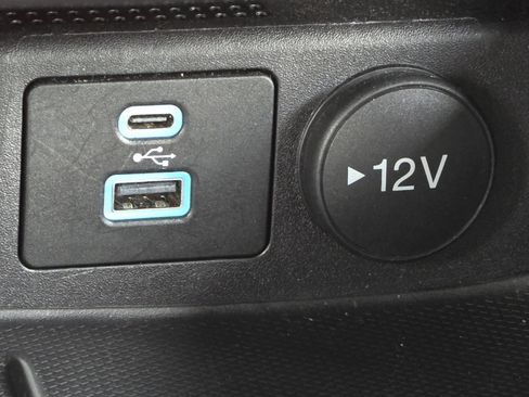 Used 2023 Ford Escape ST-Line image 10