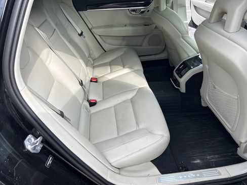 Used 2018 Volvo S90 T5 Momentum w/ Convenience Package AWD/4WD image 28