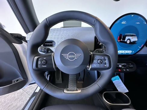 New 2026 MINI Cooper 2-Door Hardtop FWD image 15