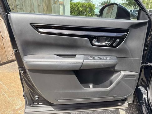 Used 2025 Honda CR-V EX-L image 22