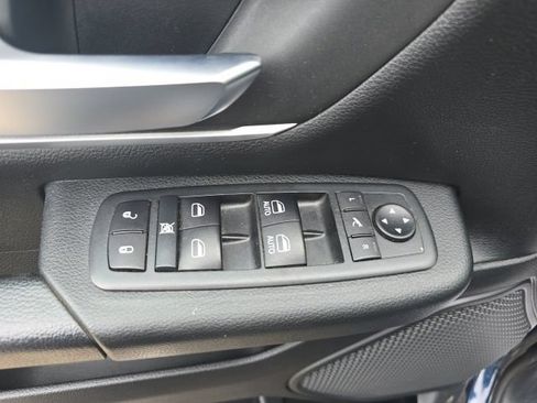Used 2020 RAM 1500 Big Horn AWD/4WD image 12