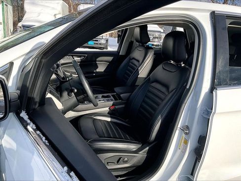 Used 2022 Ford Edge SEL image 10