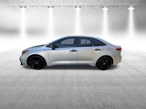 Used 2021 Toyota Corolla SE FWD image 8