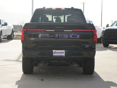 Used 2023 Ford F150 Lightning Lariat image 8