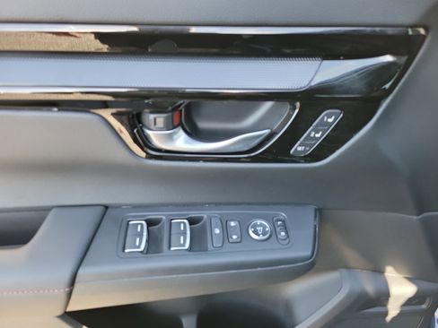 Used 2023 Honda CR-V Sport Touring image 8