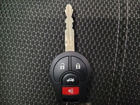 Used 2018 Nissan Sentra S FWD image 32