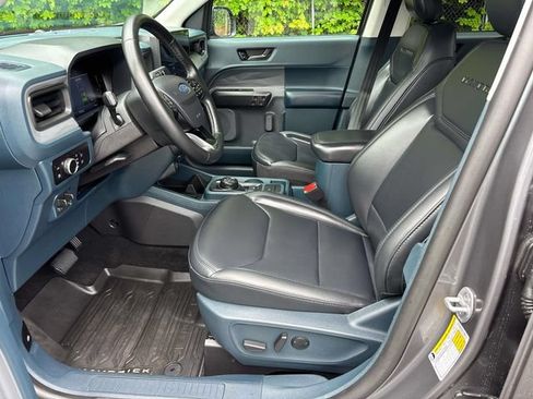 Used 2025 Ford Maverick Lariat w/ Black Appearance Package AWD/4WD image 13