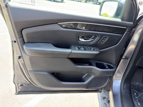 Used 2024 Honda Pilot Elite image 13