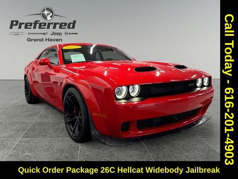 Used 2023 Dodge Challenger SRT Hellcat image 1